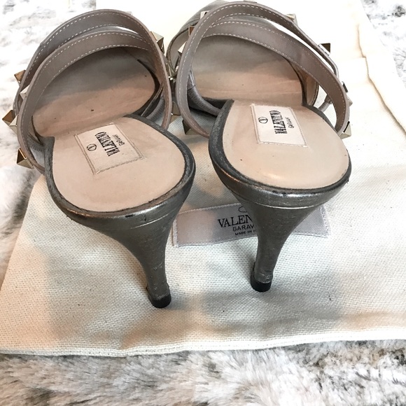 VALENTINO GARAVANI. Rockstud Crisscross Mules Sz 38.5 - Picture 6 of 7